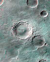 Cráter escalonado en Marte